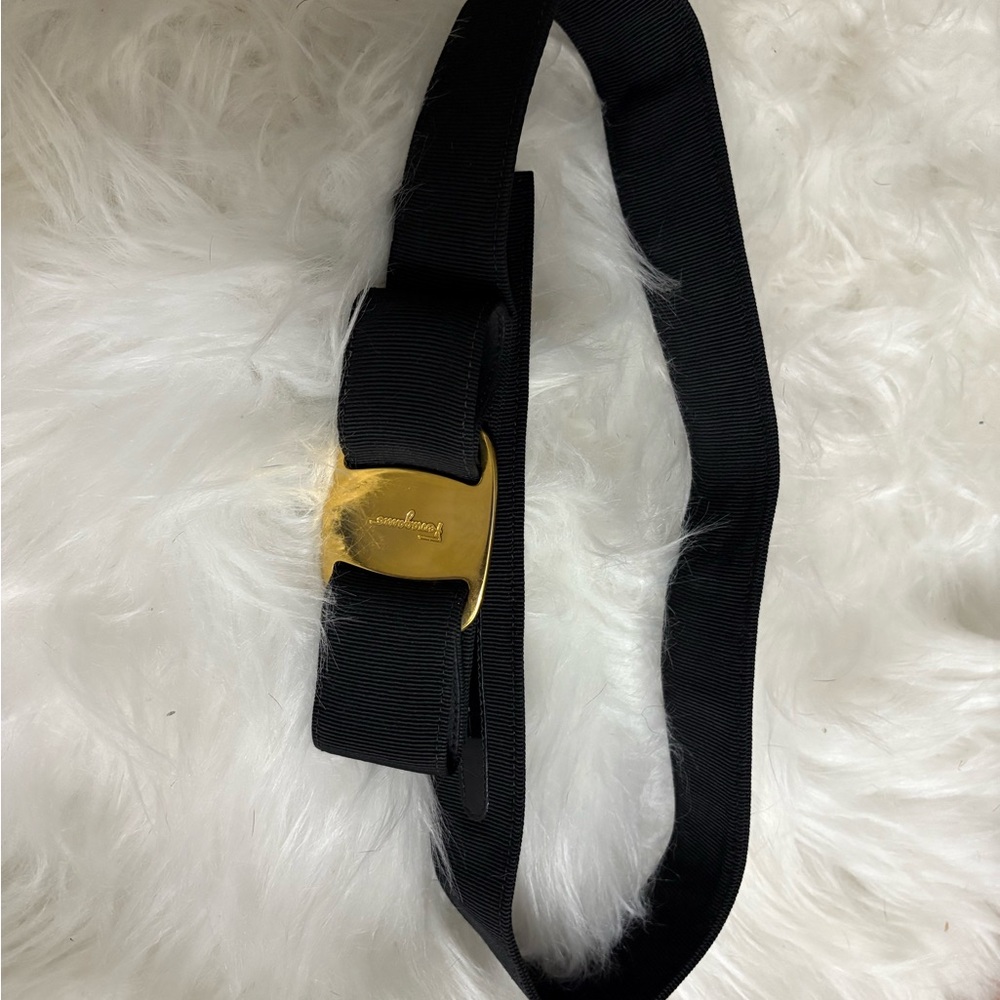 Salvatore Ferragamo Black and Gold women Belt - Picture 7 of 7